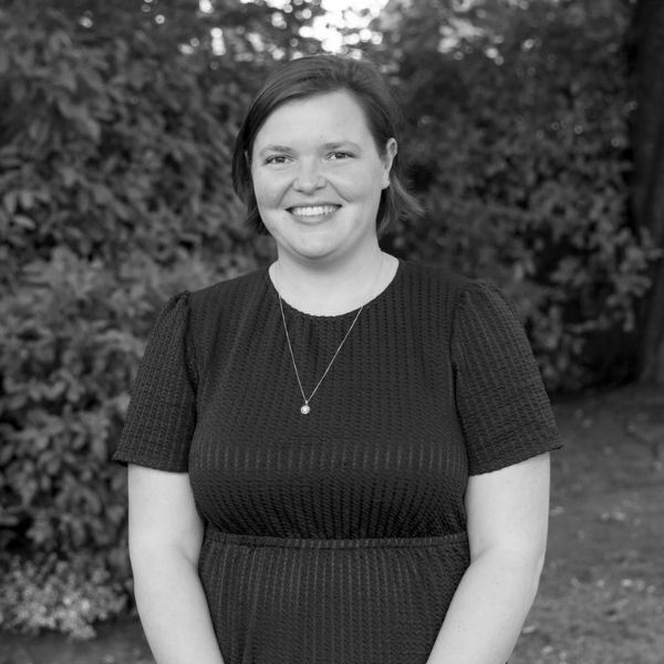 Literary Agent Liza Deblock, 2025 Pitch Prize judge.